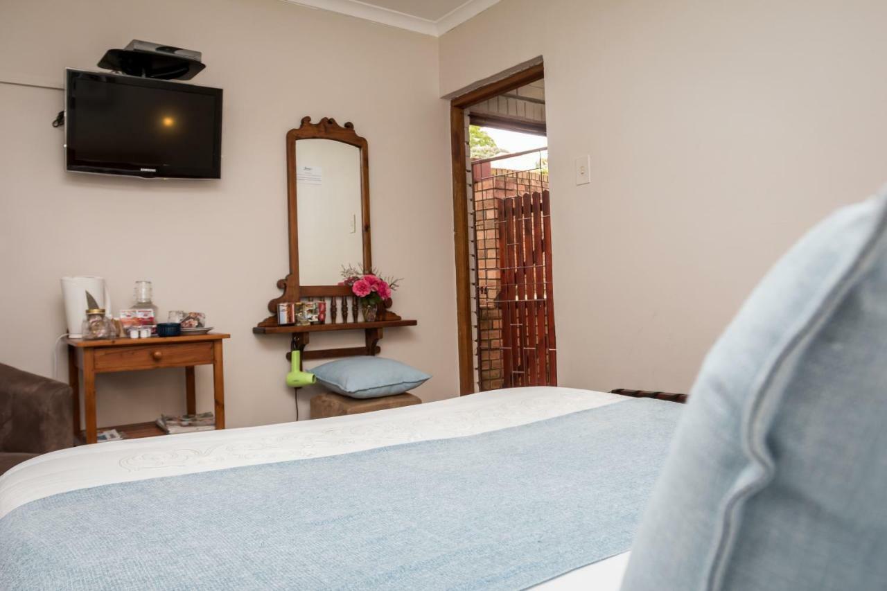 Jenny'S Guest House Grahamstown Exteriér fotografie